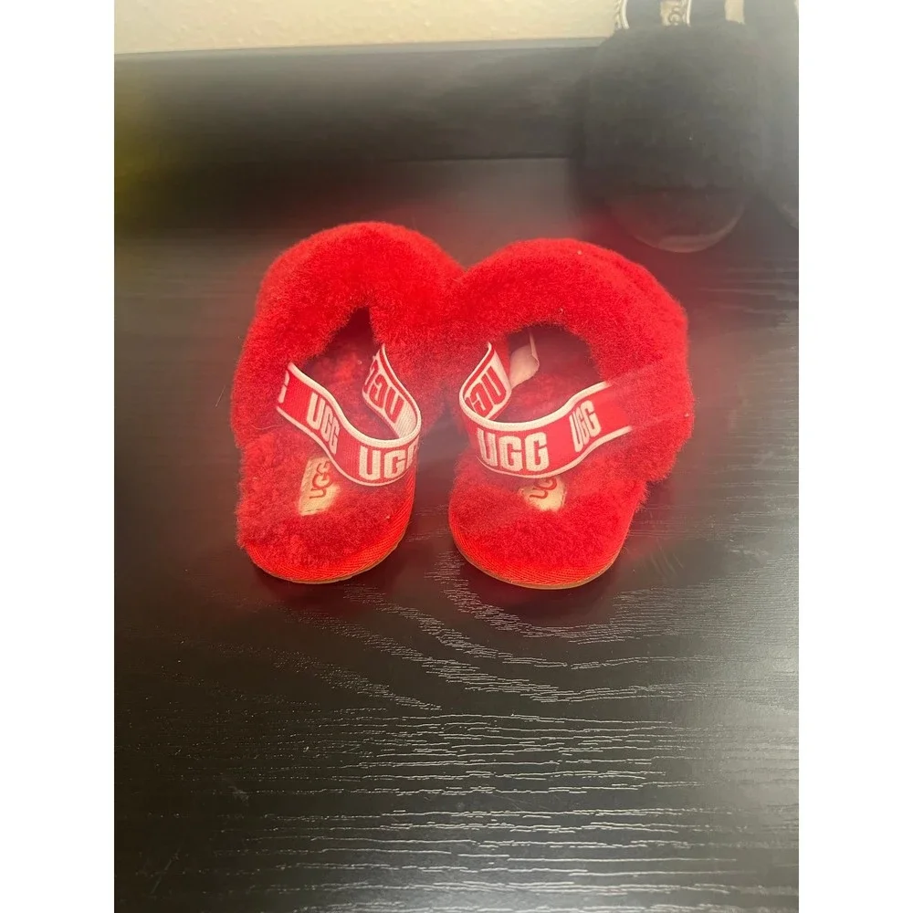Ugg Fluff Yeah Slippers Set of 2 Size 10